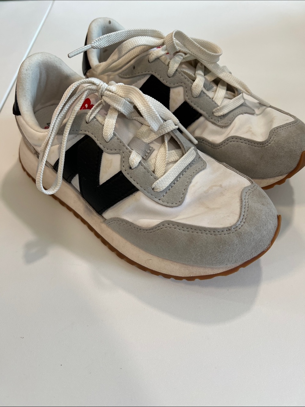 New Balance White/Gray/Black Retro Runner Sneakers, 5, 37.5, big kid 3.5